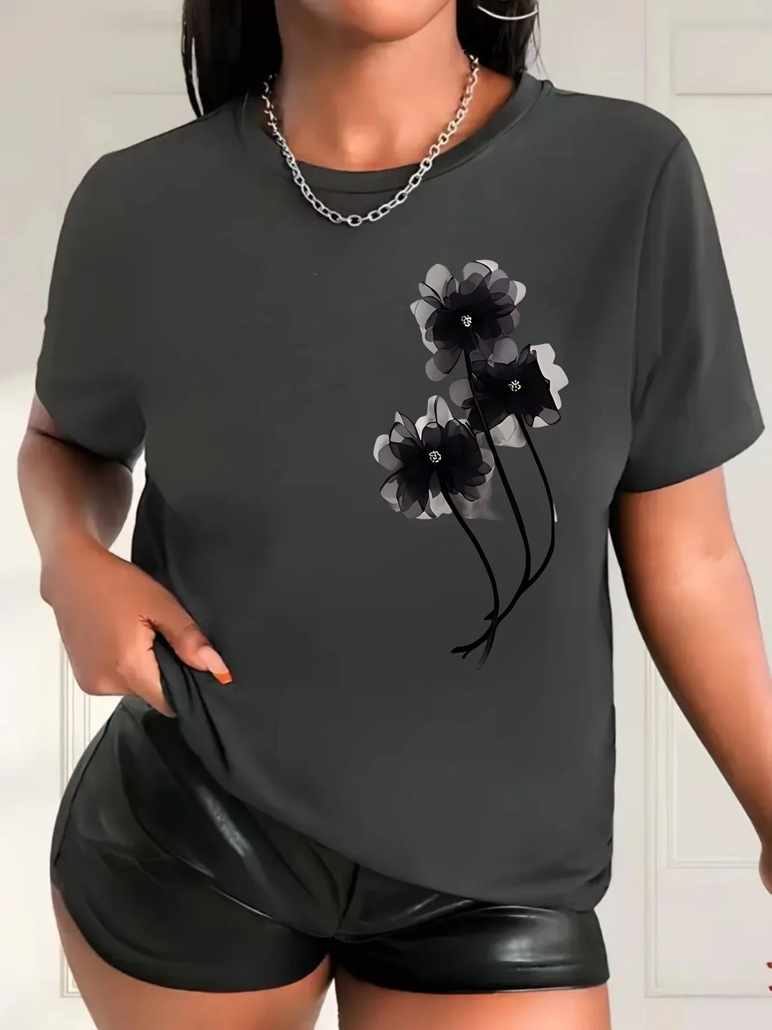 Women's Casual T-Shirt - Black Floral Print Short Sleeve Crew Neck Top Lightweight Breathable Fabric Ladies T Shirts - OneLoveCanada
