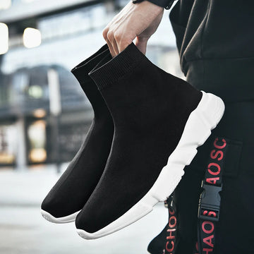Classic Black Running Shoes Men Fashion High Top Socks Trainers Women Lightweight Slip-on Casual Sneakers Unisex tenis hombres