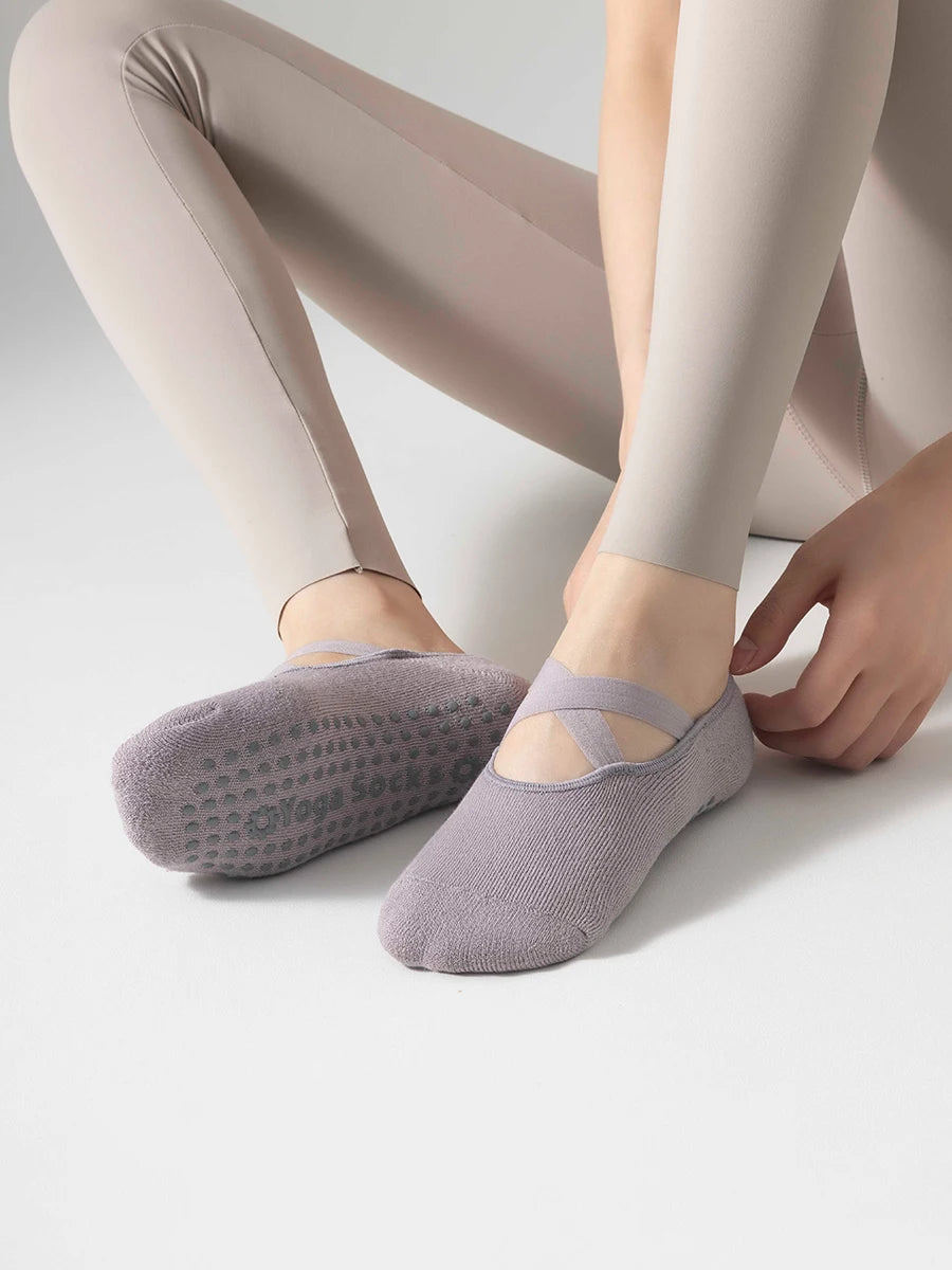 Yoga socks,  anti slip socks, Pilates women's indoor floor dance socks for beginners - OneLoveCanada