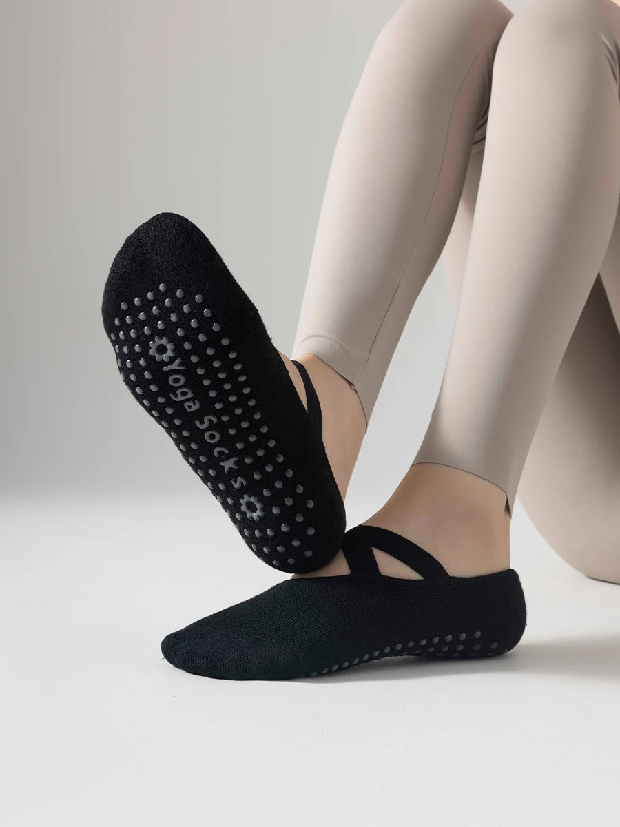 Yoga socks,  anti slip socks, Pilates women's indoor floor dance socks for beginners - OneLoveCanada