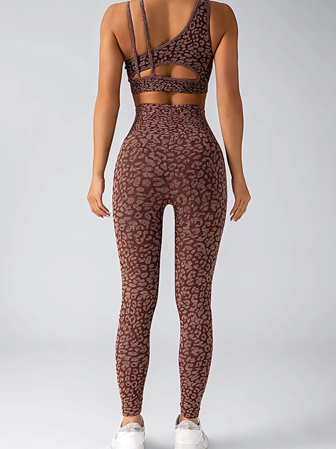 The women's leopard print high waisted yoga set is an ideal choice for fitness enthusiasts and daily wear - OneLoveCanada