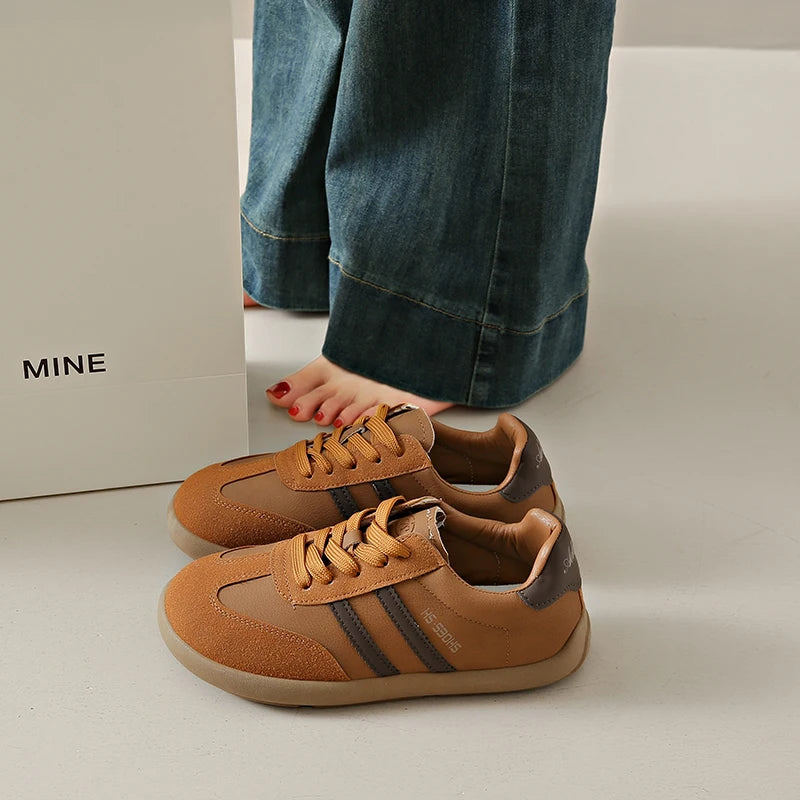 New Women's Shoes Fashion Casual Shoes College Style Wide Toe Soft Comfortable Flat Shoes Outdoor Casual Sports Shoes