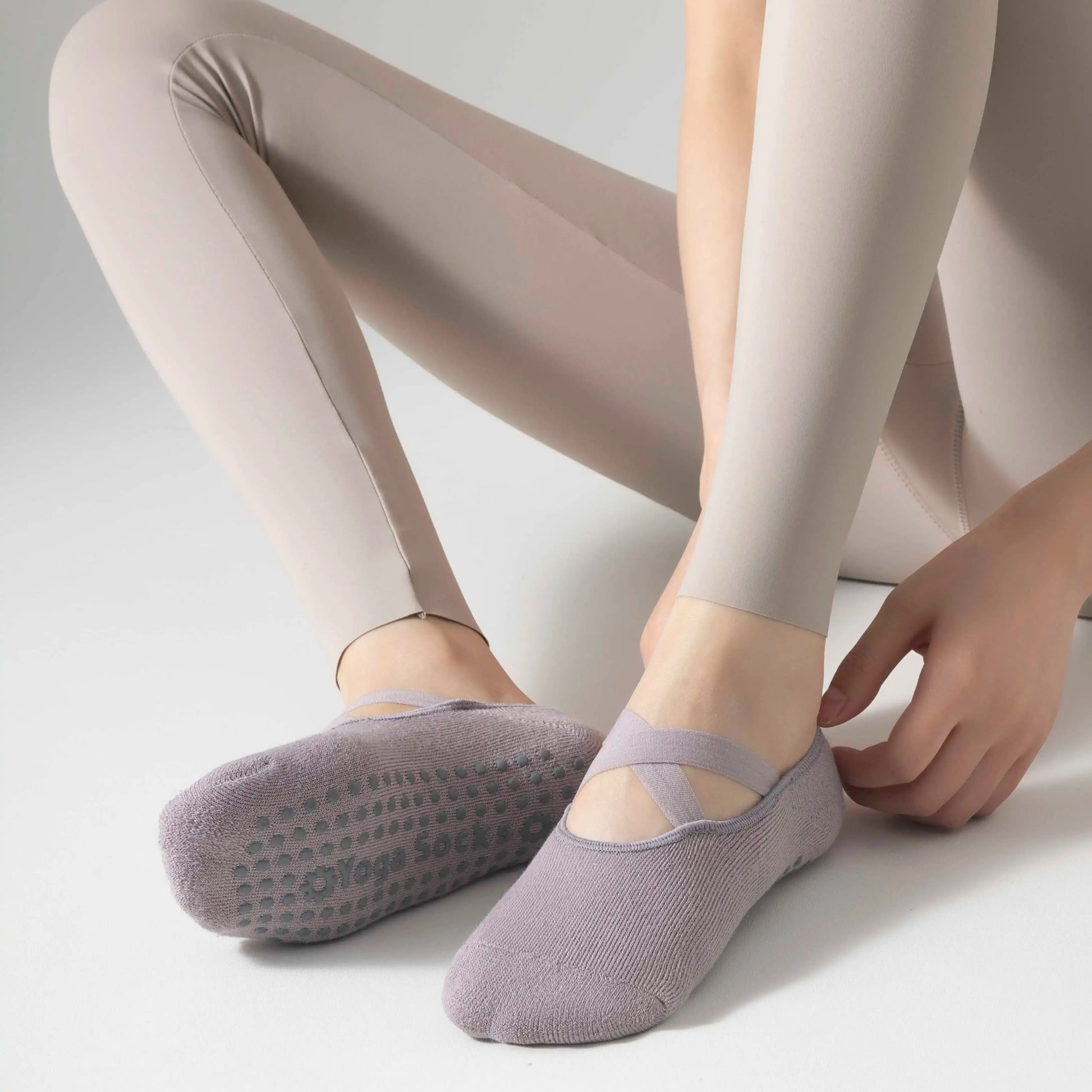Yoga socks,  anti slip socks, Pilates women's indoor floor dance socks for beginners - OneLoveCanada