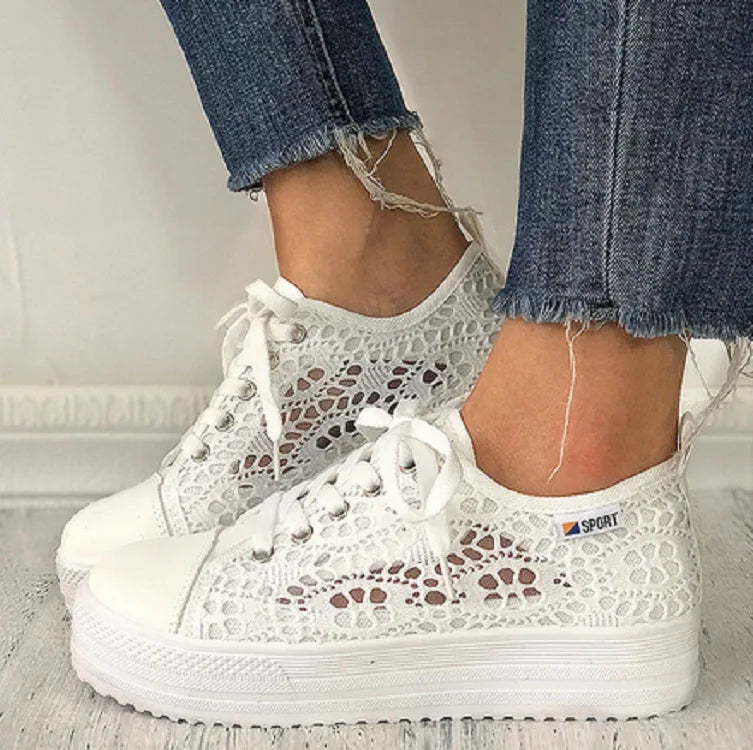 Women's white lace canvas sneakers, fashionable casual summer shoes, breathable thick sole breathable sneakers